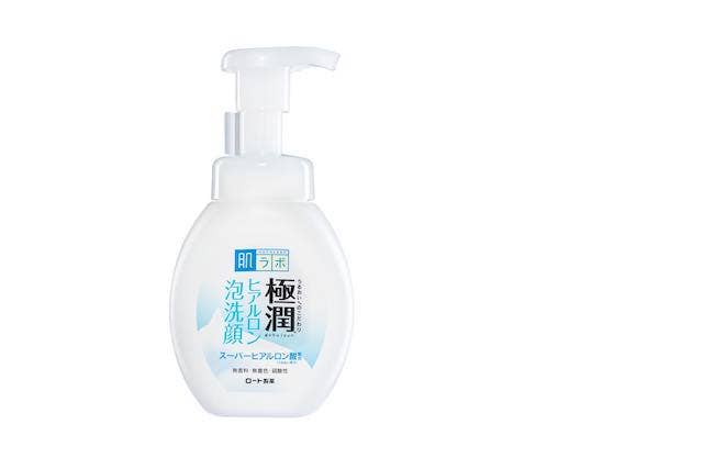 Hada Labo Gokujyun Moisturizing Foaming Wash là 1 trong top 10 mỹ phẩm Nhật Bản nổi tiếng