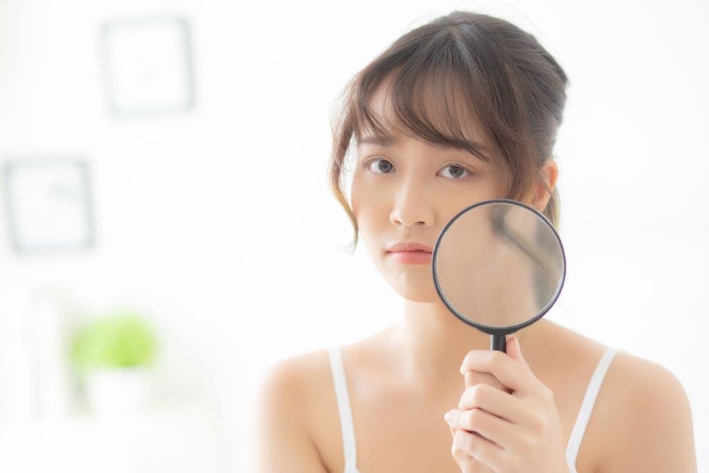 Hướng dẫn các bước skincare cho da dầu buổi sáng và tối 